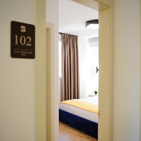New Boulevard Inn Tirana Esterno foto