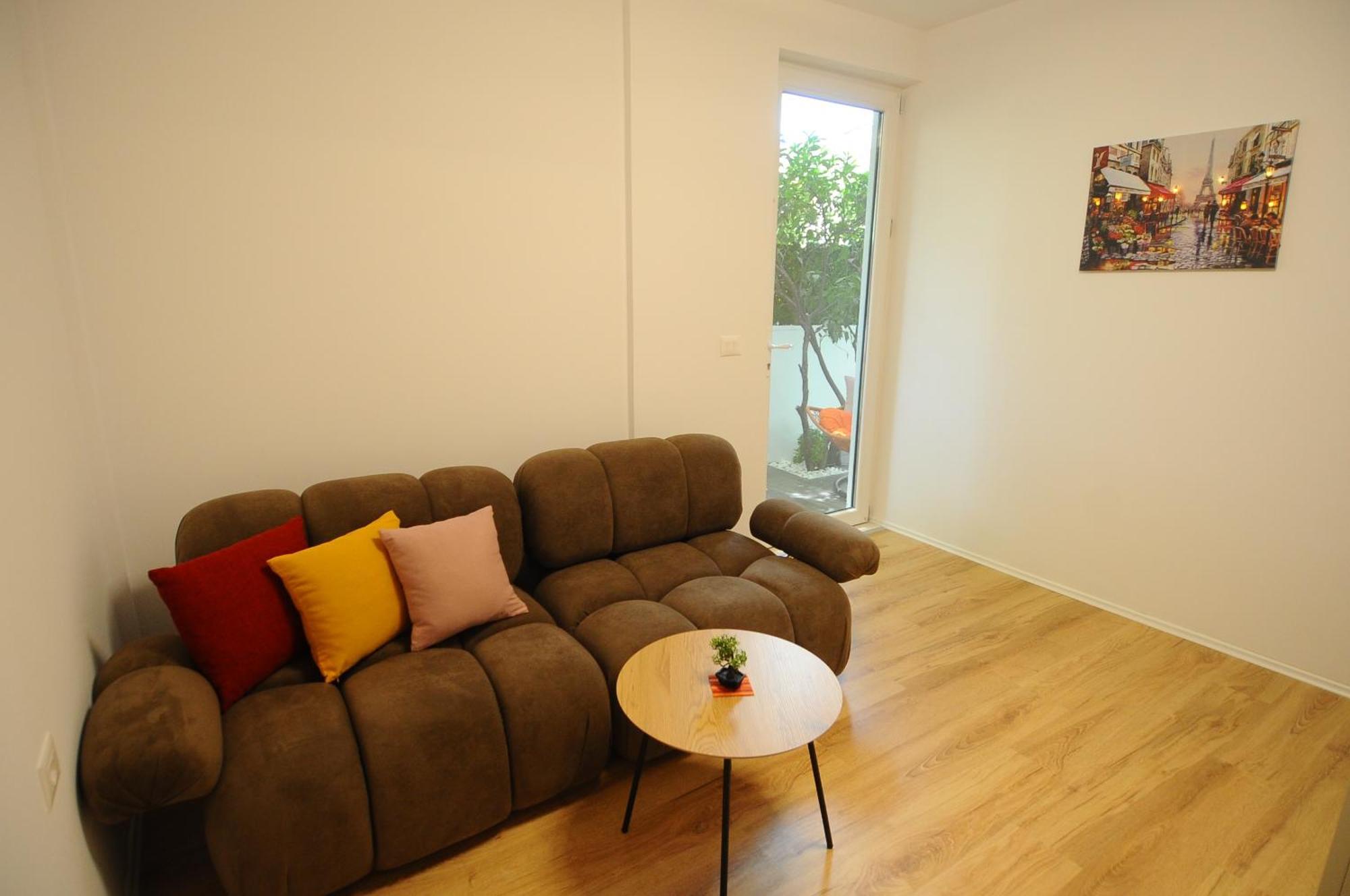 New Boulevard Inn Tirana Esterno foto
