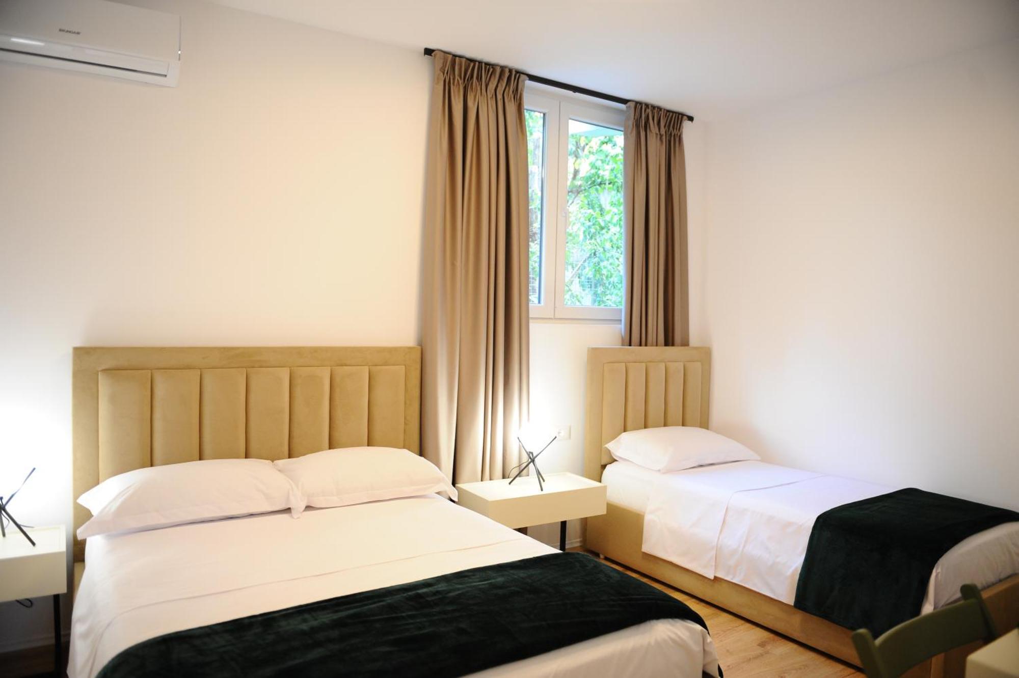 New Boulevard Inn Tirana Esterno foto