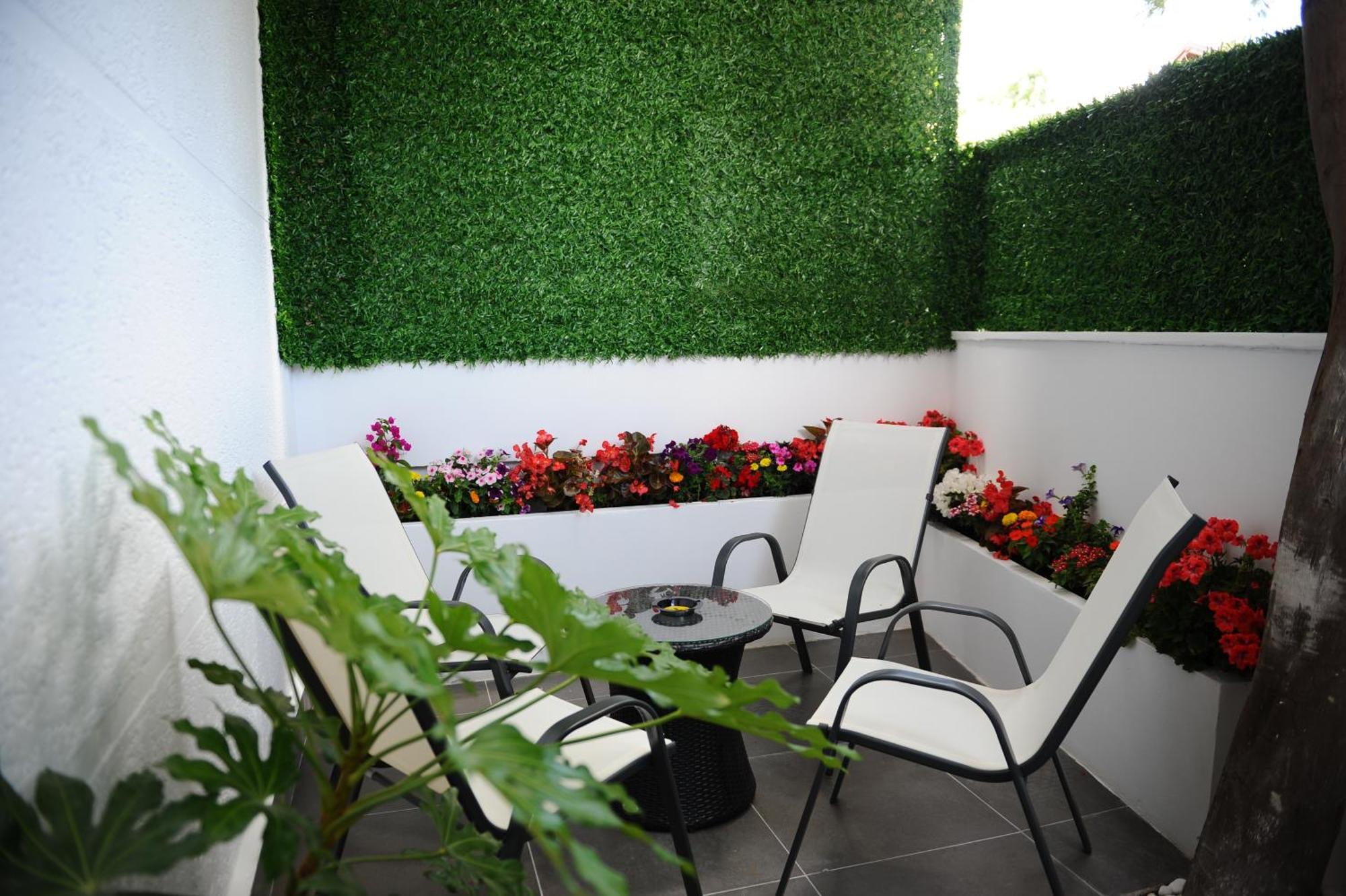 New Boulevard Inn Tirana Esterno foto